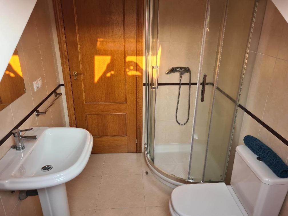 Apartamentos Gallaecia Val do Dubra Екстериор снимка